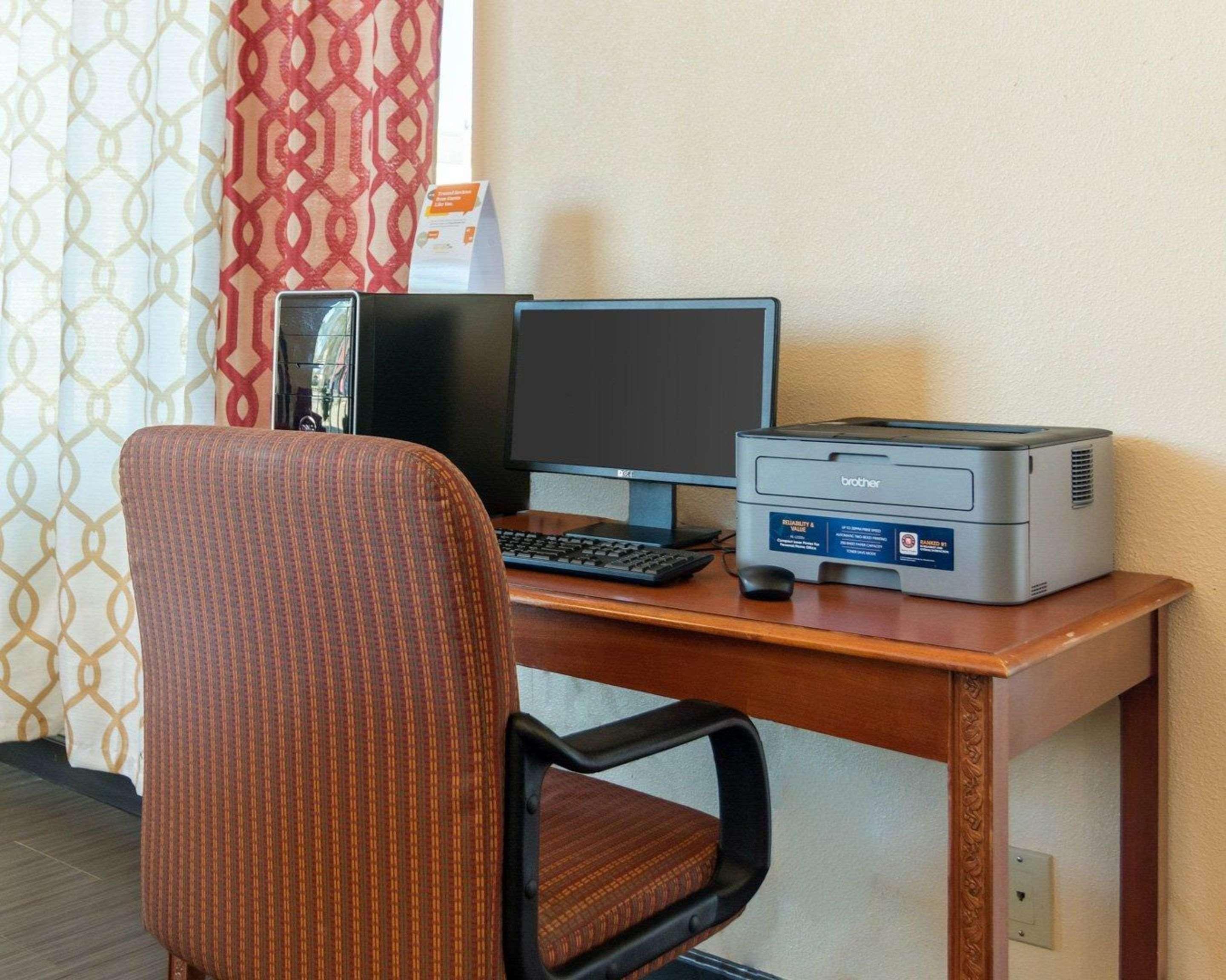 Homestay Inn & Suites Russellville Bagian luar foto
