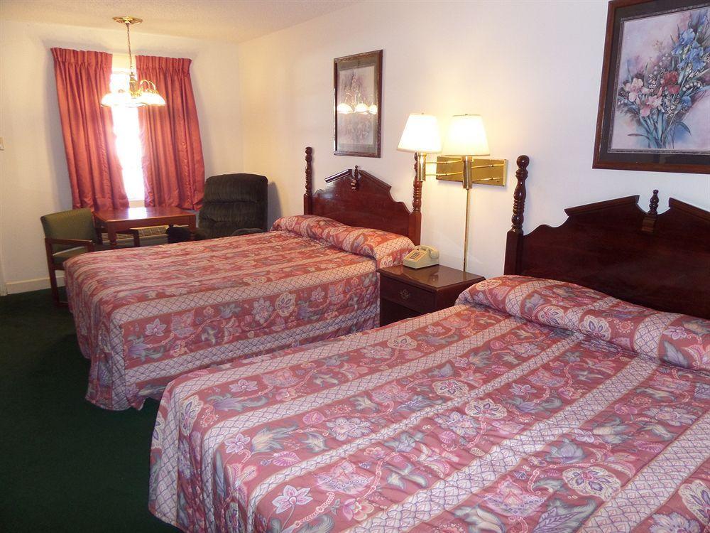 Homestay Inn & Suites Russellville Bagian luar foto